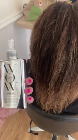 And you wonder why I LOVE Dream Coat so much 😍 @Color Wow UK #dreamcoat #colorwow #hair #hairstyle #hairtok #smoothhair #curlytostraight #fyp 