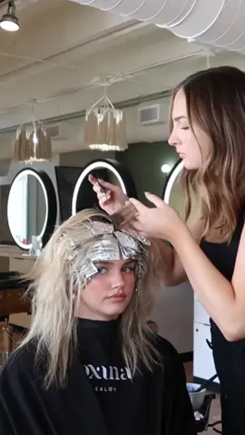 Walk through of what I get done at the salon!! 💇🏼‍♀️💕 @catherineferraroo