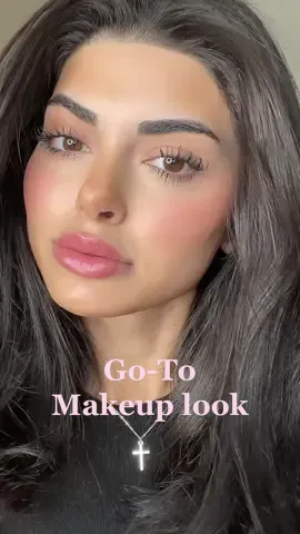 #grwm this is my staple makeup routine and my go to look. All products are linked in my bio 😚 #makeup #makeuptutorial #MakeupRoutine #sephora