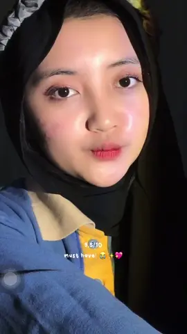 bestie uda pada tau belum kalo ada cushion yang 100% bisa nutup noda noda jerawat diwajah kalian? nih aku kasih tau ya, cushion dari barenbliss selain bisa nutup noda jerawat cushion barenbliss juga ringan dikulit dan yang pasti transferproof, so ayo buruan cobain cushion dari barenbliss ❤️ #barenbliss #24HTrueBeautyInside #BloomatteCushion #BloomMyWay #barenblissid