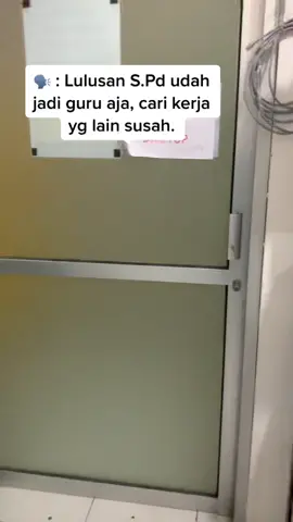 Salam semangat gelar S.Pd 🫶🏻 #sarjanapendidikan #kerjakerasdemikeluarga #semangatkerja