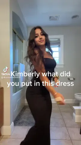 Kimberly sweetie…. Imma need this dress in every color 🤤😍🤪 @SKIMS if you need a new ambassador HMU  #skims #skimsdress #skimsoutfit #dresses #sundress #blackdress #OOTD #ootn #summeroutfits #fallfits #transitionaloutfits 