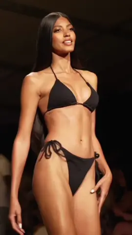@Bikini Shows #bikinishows #fakebody #bikini