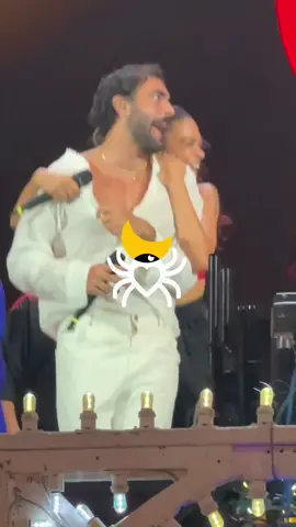 Finalone incredibile! Siete bellissimi ❤️ @Marco Mengoni @ELODIE il 1 settembre su rai1 potrete rivedere il concerto @sonolamadame #weareinpuglia #taranta25 #taranta #nottedellataranta #elodiedipatrizi #sonolamadame #marcomengoni 