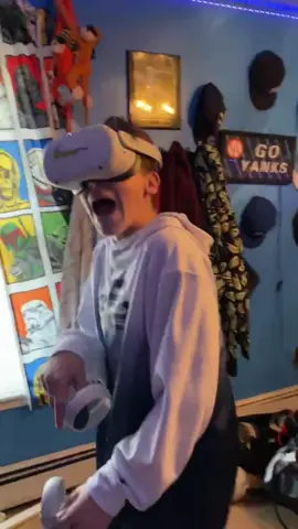 The scream! 😂😂 #scarecam #scare #virtualreality #scream #GenshinTeleport #MessFreeHero #fyp