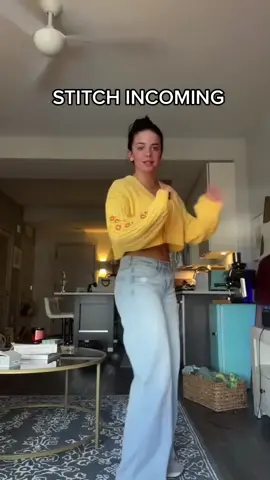 #stitch with @Rachel Rigler the 2000s low rise can never come back 😫 #2000s #2000sfashion #y2k #2000saesthetic #lowrisejeans #lowrise #2000skids #2000snostalgia #millennials #millennialsontiktok  