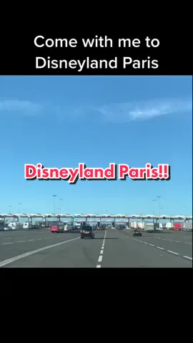 Disneyland Paris!!