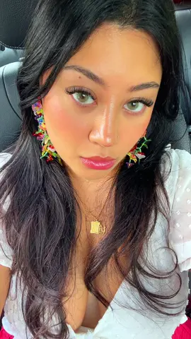 Accessorize 🤝 me 