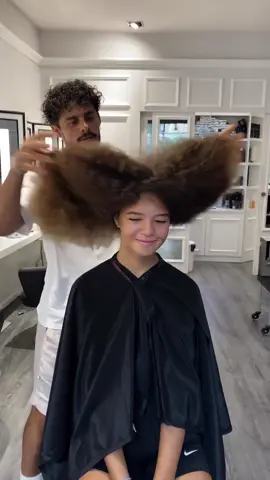 Brush your curly hair they said! #wild #haircut • • #curlyhair #curl #hair #hairsalon #hairvideos #viral #video #hairdresser #milano #tiktok #parrucchiere #like #Love 