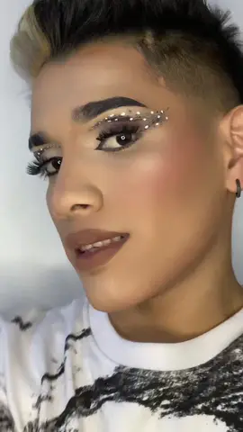 Respuesta a @amor_de_aguakate #maquillaje #makeup @tiktok 