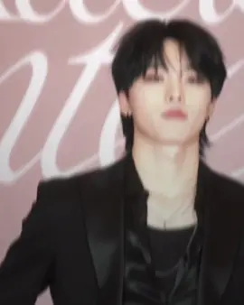 pls bring back black mullet dino 🙏🏽🙏🏽 #dino #seventeen #kpop #fyp #hosveokk #videostar #foryoupage 