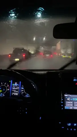 #fyp #rain #rainynight #itwillrain #drivingintherain 