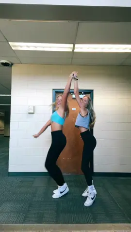 Schooltoks #weslayedthat #fyp @kylaaaaspammmm 