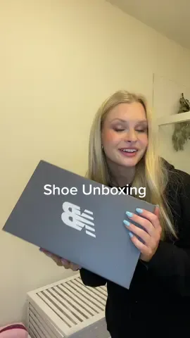 New balance 530v2 retro khaki!! #unboxing #aesthetic #fallfashion #newbalance #ShoeTrends #dadshoes #unboxinghaul #goathaul #haul