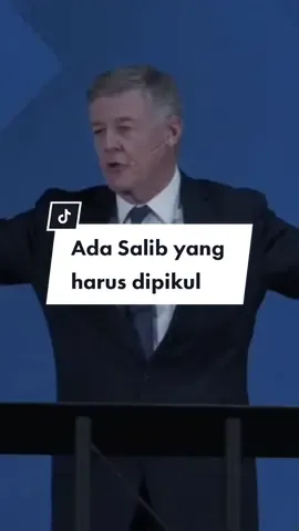 Kita tidak dapat menjadi orang Kristen yang benar kecuali kita memikul salib kita. #khotbahkristen #stevenlawson #kristentiktok #rohani #salib #bertobatlah #Yesus #Tuhan