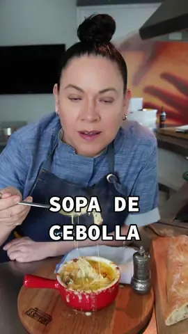 Hoy te voy a enseñar a preparar: Sopa de cebolla. #ednaalanis #cocinando #recetafacil 