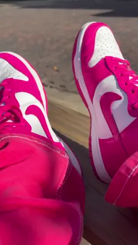 Pink dunks 💕 #nikesneakers #nikedunks #sneakerstyle #outfitinspo #outfitideas #widelegdenim #StreetStyle #mystyle #womensstyle #pinkhair #pinkaesthetic #pinkoutfit #sneakerhead #sneakertok