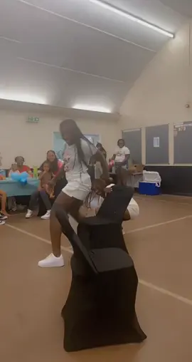 Dem cannot beat me 😂💁🏾‍♀️ #fyp #viral #musicalchairs #youcanttrickatricker 