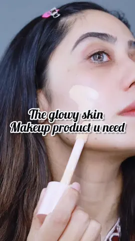 dupe alert ⚠️  @elfyeah halo glow filter foundation is a dupe for @charlottetilbury #elfhaloglowliquidfilter #fyp #dubaimakeupartist #houstonmakeupartist #viral #trending #bollywood #fashionhacks 