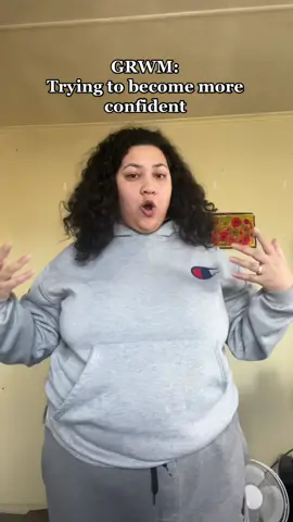 The fact that Im wearing high waisted pants and didnt take a cardigan to cover up my stomach is major progress for me #selflovejourney #plussizecapsulewardrobe #plussizegrwm @cottonon @fashionnovacurve