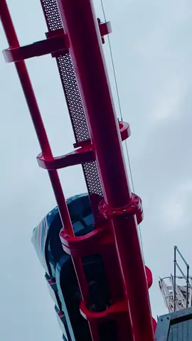 Its all about the angle …. #PMBO #rollercoaster #BigOne #awesome #under #slowmo #ride #pleasurebeach #coaster #fypシ #Sunday 