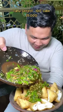 makan di planet galaxy universe #serunyakuliner 