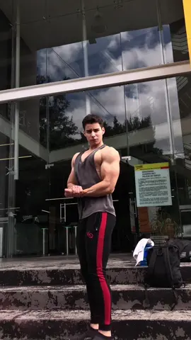 Chequeo rápido, una semana más en definición                                              #gym #aesthetic #fyp #fypシ #gymmotivation #GymTok 