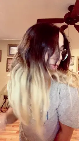 Happy Monday! ✨ #muchasnovias #hairtransition #fyp #badbunny #convip #titimepregunto 