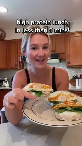 Easy, healthy lunch with over 30g of protein! #healthylunch #highprotein #lunchidea #healthyrecipe 