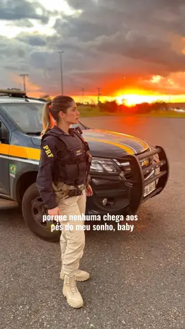 Meu foco sempre foi vestir a farda👮🏻‍♀️✨❤️ #motivacaopf #policialfeminina #prfbrasil #prfmotivacional #futurapolicial #rotinaprodutiva #pertenceremos #estradasdobrasil #alfacon
