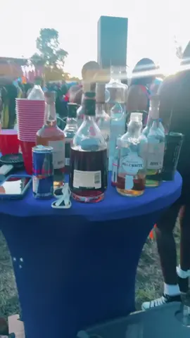 Bad ina real life!!!!!! Igloo vibes Featuring my bestie @_xomjoe #fyp #iglooflorida #jamaica #carribean #carnivalseason #bottles #bottleservice 