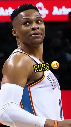 How did Russ miss that? 😆 #fyp #foryou #foryoupage #NBA #basketball #xyzbca 