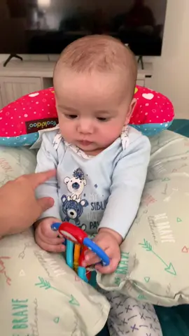 His face when he put his toy in his mouth lol 🤪 #cute #cutebaby #baby #babyboy #babytok #babylove #babyboy #babiesoftiktok #babytiktok #handsome #handsomeboy 