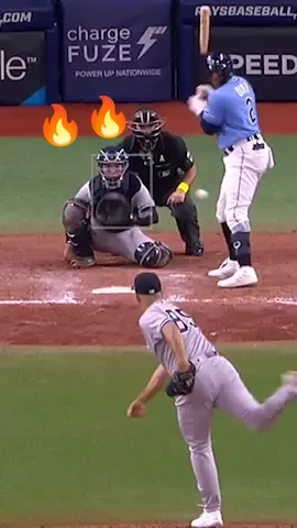 21 in of horizontal break 🤯 #yankees #MLB #baseball #gregweissert #slider #heat #fyp 