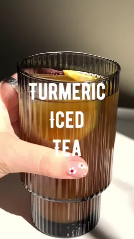 And that’s the tea sis 🫖 Pop in some Goju Turmeric to add a twist to your iced tea 🧊 #teatok #icedtea #turmericdrink #wellnesstok #aestheticdrink 