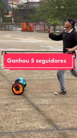 Ganhou 5 seguidores e ta se achando 