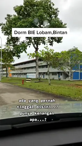 Dormnya sekarang warna warni #lewatberanda #fypt #dormitorylife #lobam #bintan #kepri 