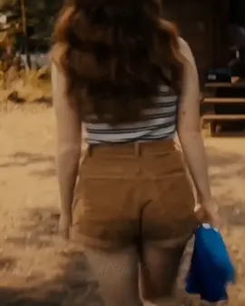 Look at his butt 😮 #sadie #sadiesink #fearstreet #fearstreet1978 #ziggy #ziggyberman #fyp #foryou