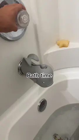 #bath #bathtime #toddler #toddlersoftiktok #toddlermom #toddlertok #toddlerroutine #nighttimeroutine #MomsofTikTok #momlife #momtok #youngmom #fypシ #fyp