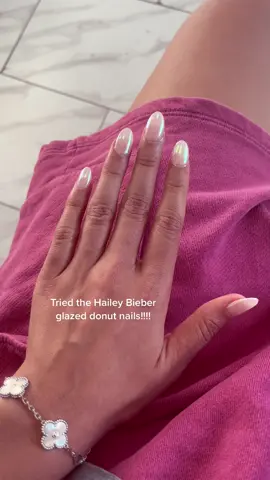 Feel like a brand new human!!!! These nails are such a vibe 🤍 #glazeddonutnails #haileybiebernails #chromenails #opinails #opi #nailinspo 