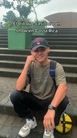 La historia de cuando casi lloro en un show ñde Freestyle #futbol⚽️ #historia #costa_rica #fut #ticos #puravida #costaric #respuesta 