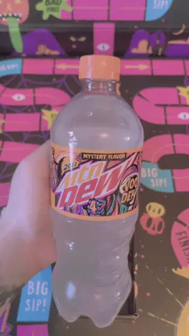 MTN DEW VOO-DEW 2022 👻 #mtndew #mountaindew #mtndewvoodew2022 #mtndewvoodew #soda #foodreview #spirit #spirithalloween #halloween22 #chubster #teamchubster #chubbymittens #FoodTok #foodtiktok #Foodie #snacks #sodareview #explore #fyp 