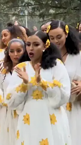 አበባዮሆሽ በአርቲስቶች #habesha_famous 