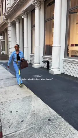 U thot 💁🏾‍♀️#nyfw #blackgirlluxury #offwhite #streetwear #StreetFashion 