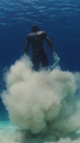 Just wait for it… #AndreMusgrove #Bahamas #UnderwaterPhotographer #Freediver #Freediving #BahamasPhotographer #UnderwaterTikTok #MarvelComics #MarvelStudios #Underwater