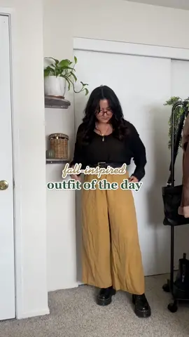 most of my closet finally gets to see the light of day during fall 🥲  #fallfashion #fallfashiontrends #falloutfits #falloutfitideas #falloutfitinspo #casualfallootd #fallworkwear #casualworkwear #workwearstyle #workwearinspo #workwearfashion #fallworkoutfits #workoutfitideas #fallaesthetic #autumnaesthetic #outfitideas #outfitinspo #outfitoftheday #docmartens #8053platformdocs 