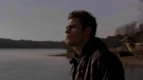 so lonely😞😞#tvd #stefansalvatore #fyp 