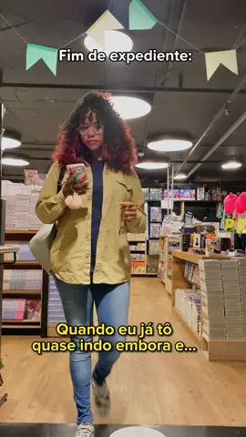 Não dar pra ir embora sem antes deixar a livraria linda pra receber vocês, né?!…😌😂 💙 #livrarialeiturateresina #livrarialeitura #humor #booktokbrasil #trend #livraria 