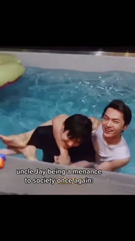 jungwon & sunoo were fighting for their lives in the pool😭💀#jay #jungwon #sunoo #enoclock #enhypen #fypシ 