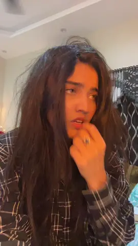 Instagram ( iqrakanwal.official) #Singer #doctor #sistrology #iqrakanwal 